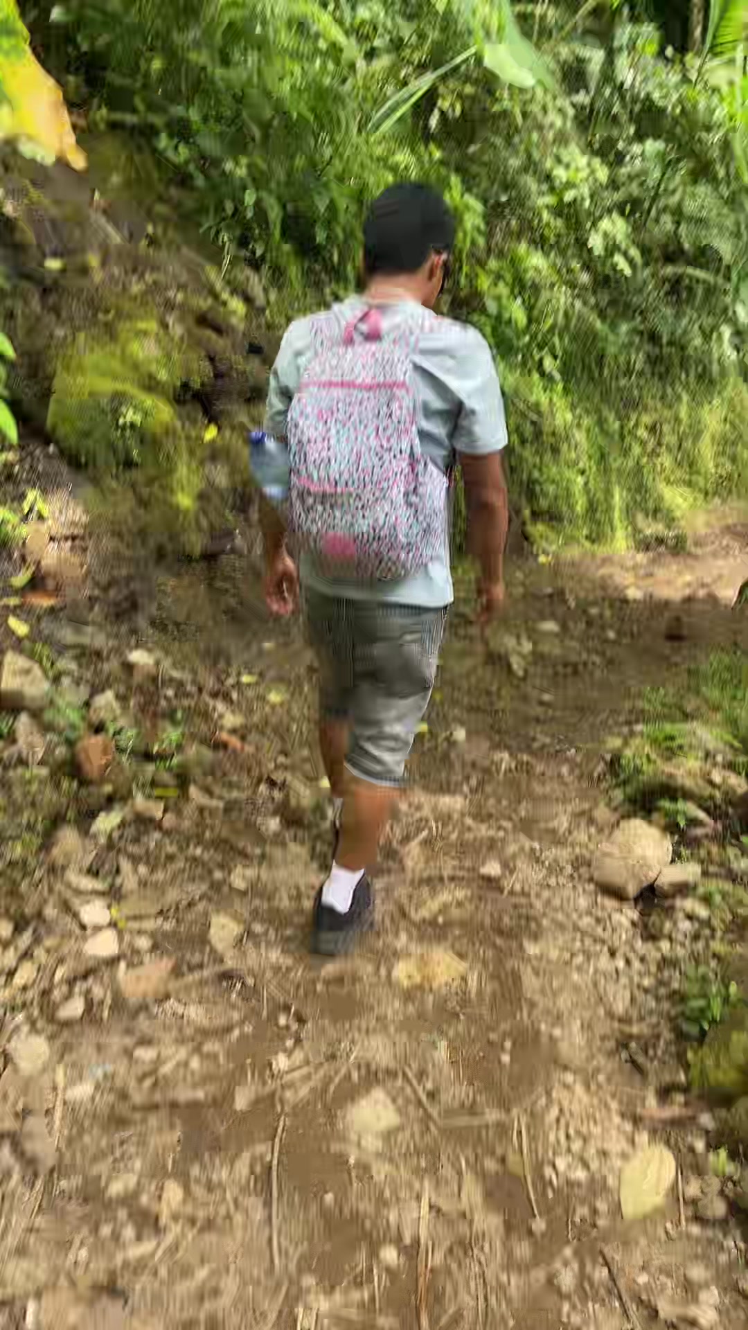 @👤