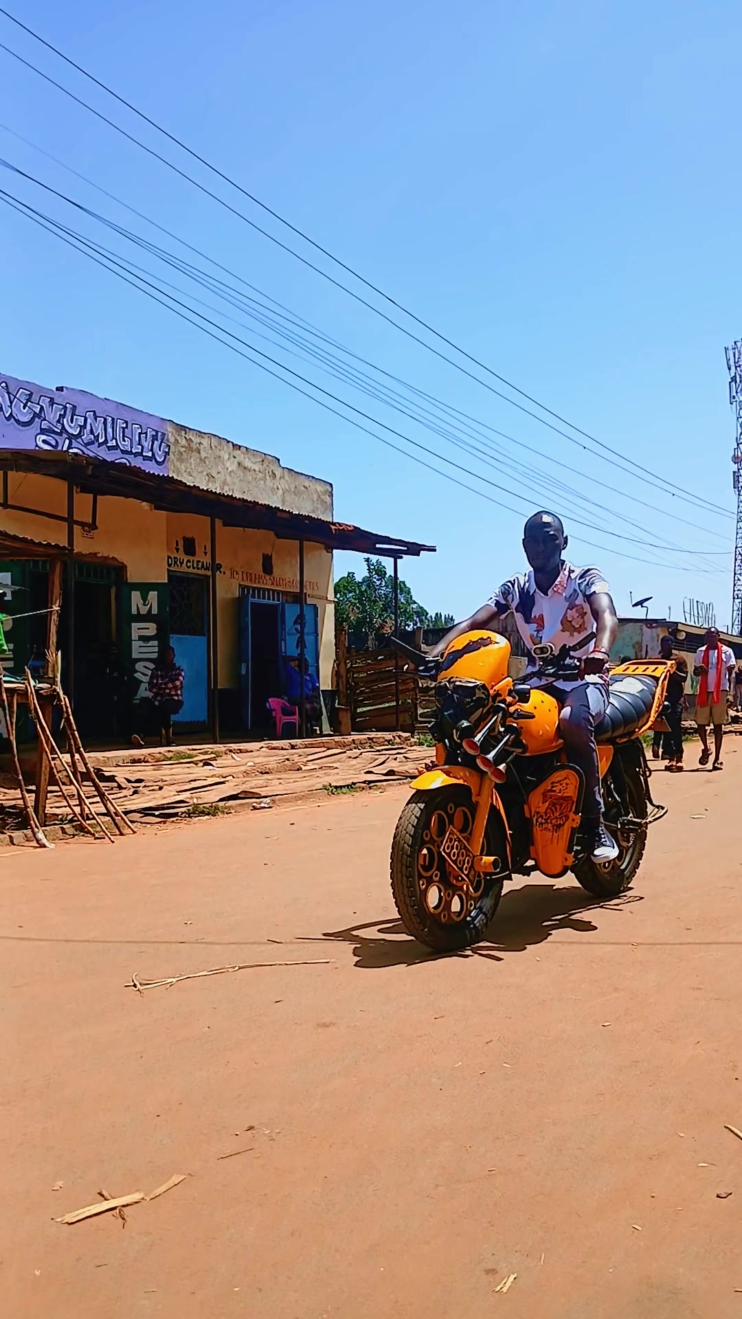 @Derrick Stansilous 🇰🇪