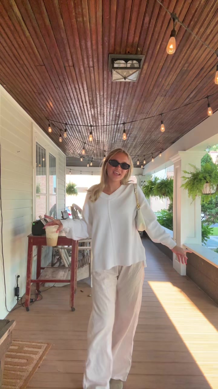 @ISLA BLUE 🪩🐚🥂