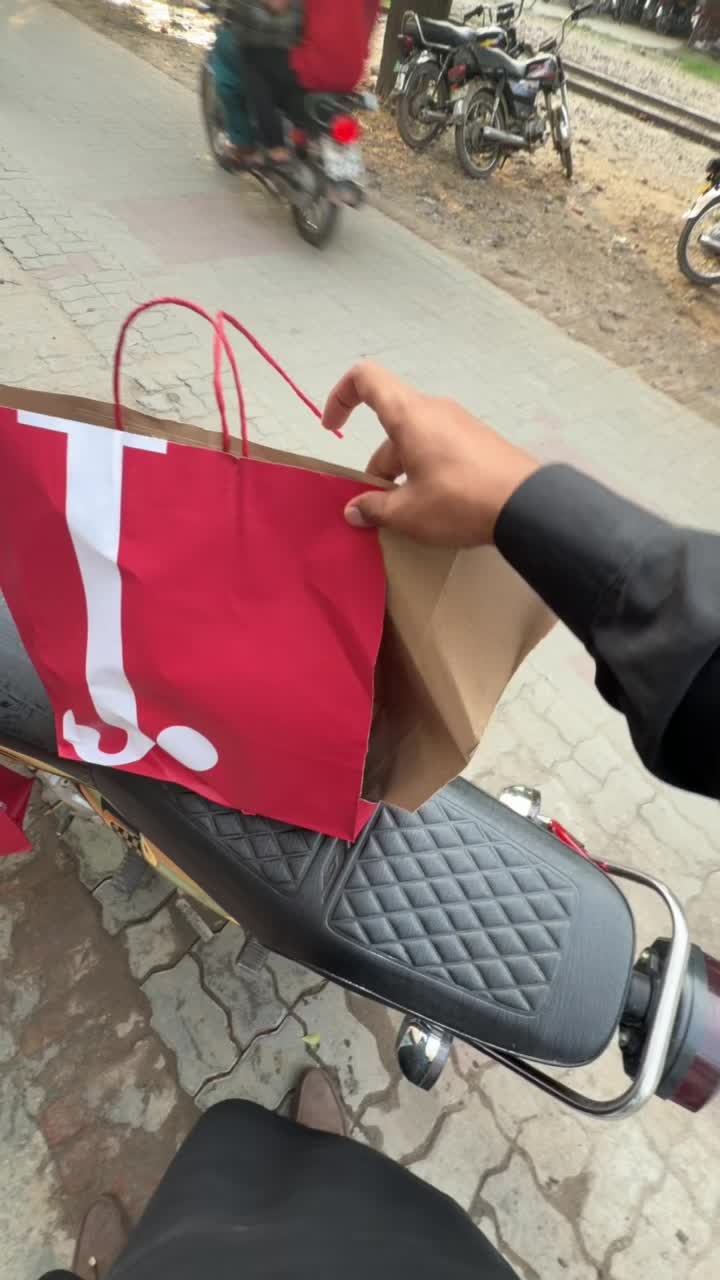 @Mr Deliver