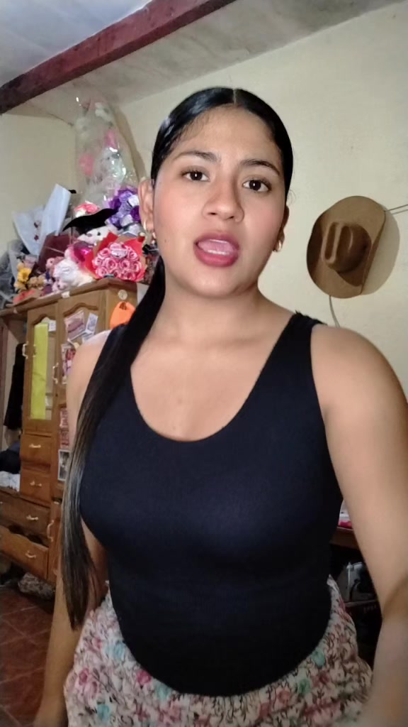 @SONIA🥰
