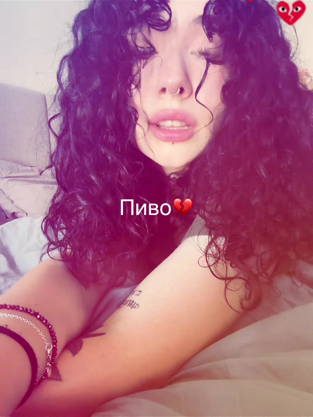 @Девочка карниз