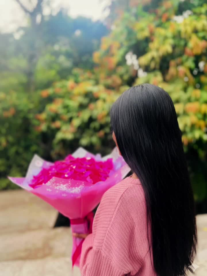 @𝐌𝐚𝐋𝐬𝐇𝐢 💕