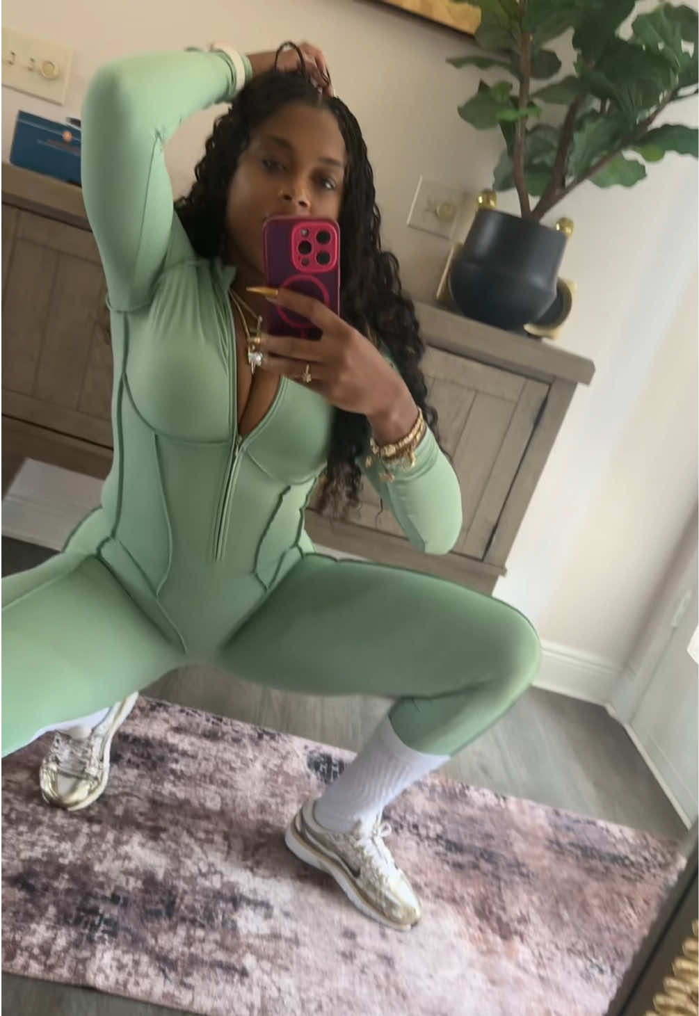 @🎭™️$G🎭mrsmaskedsplashgoddes