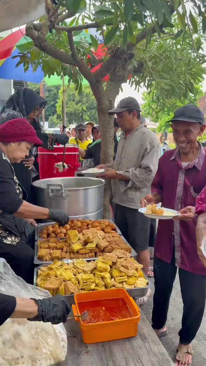 @makan_gratis_jombang