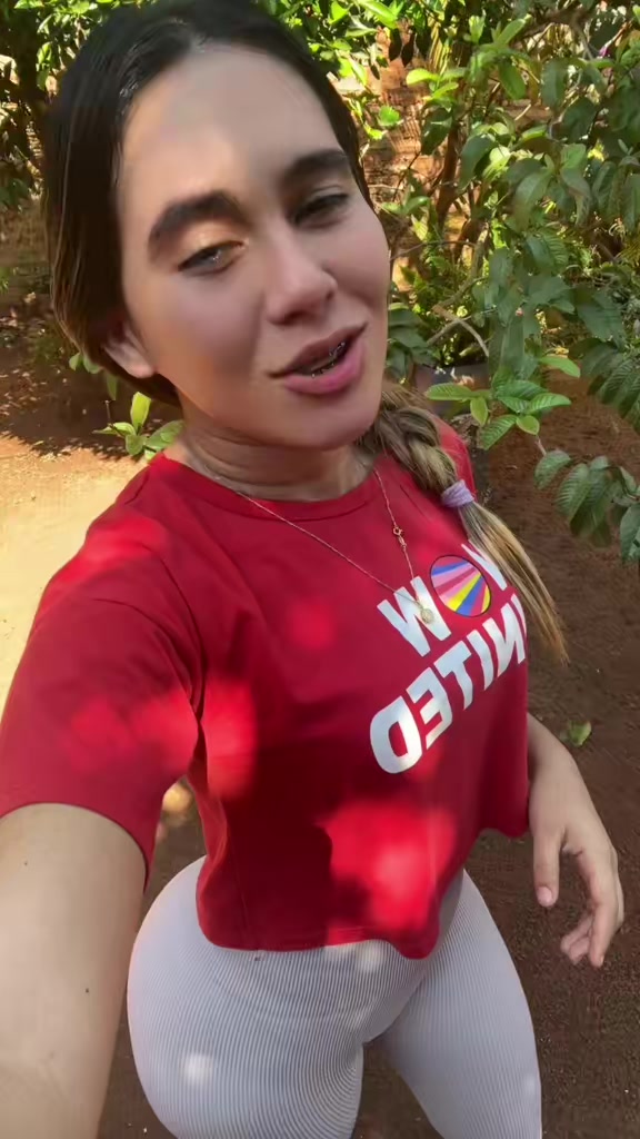 @Ani✨