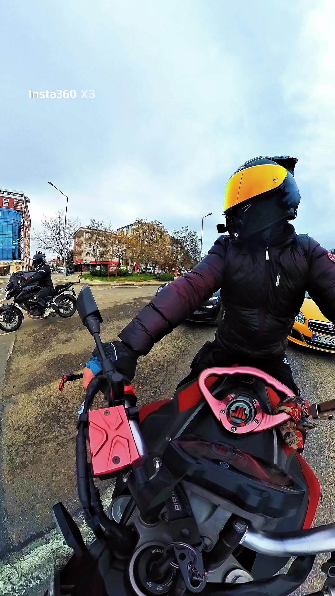 @Moto.courier