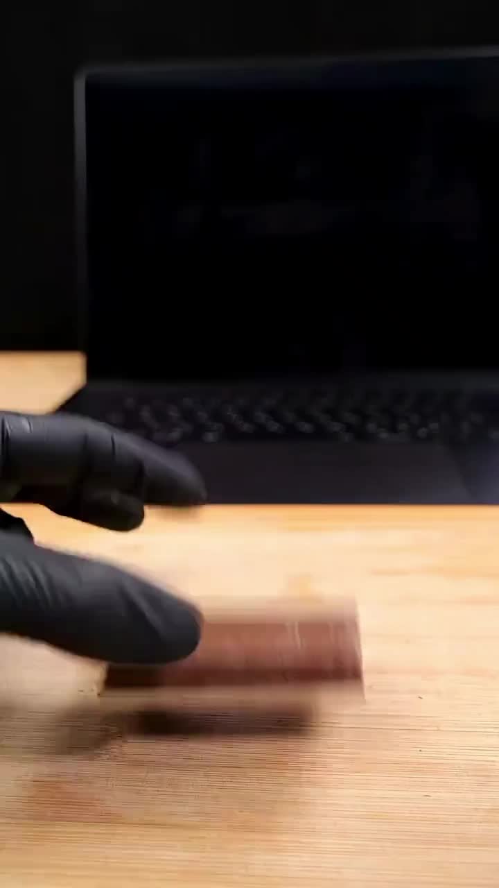 @.....