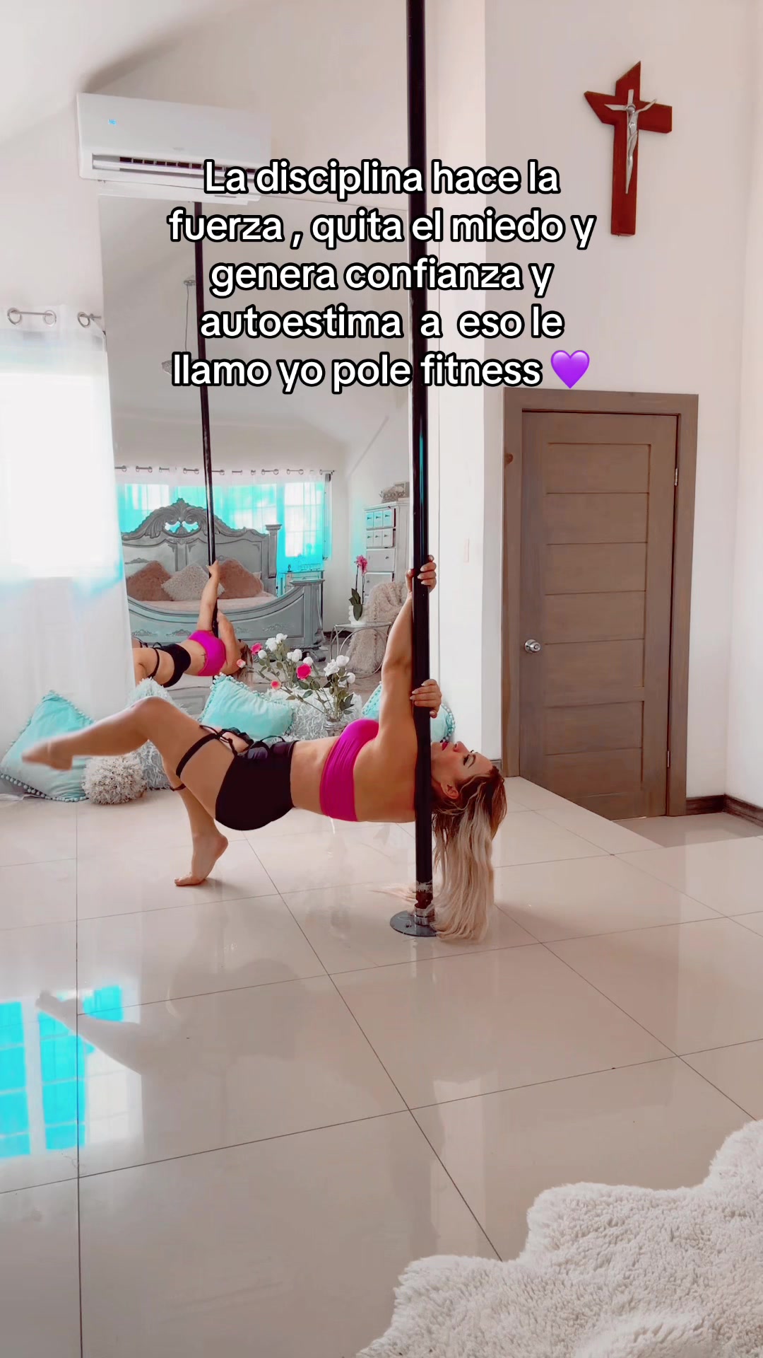 @Pole Elisa