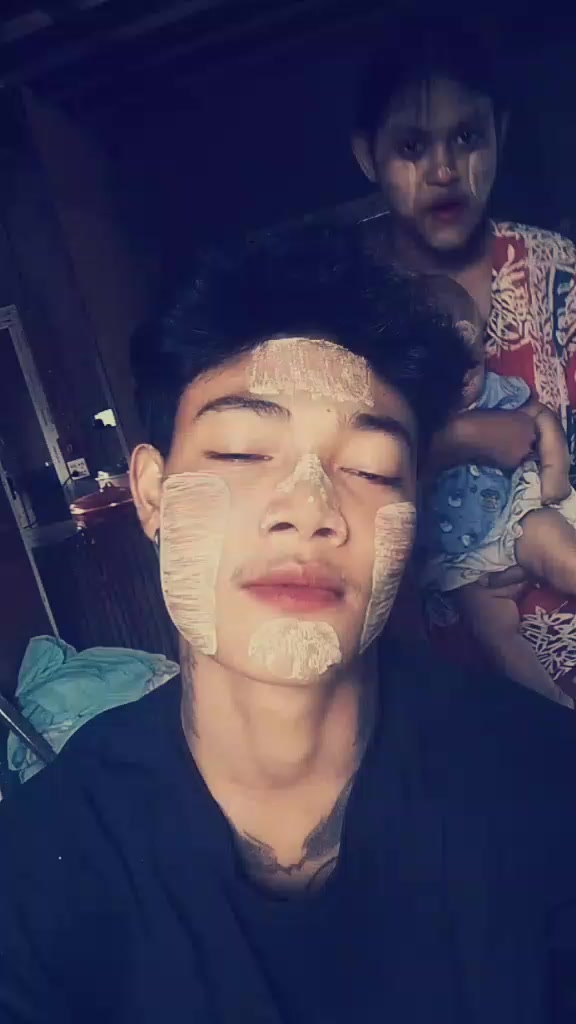 @အရမ်းချစ်ရတယ်ယောကျာ်ရှိပ့တယ်🤭