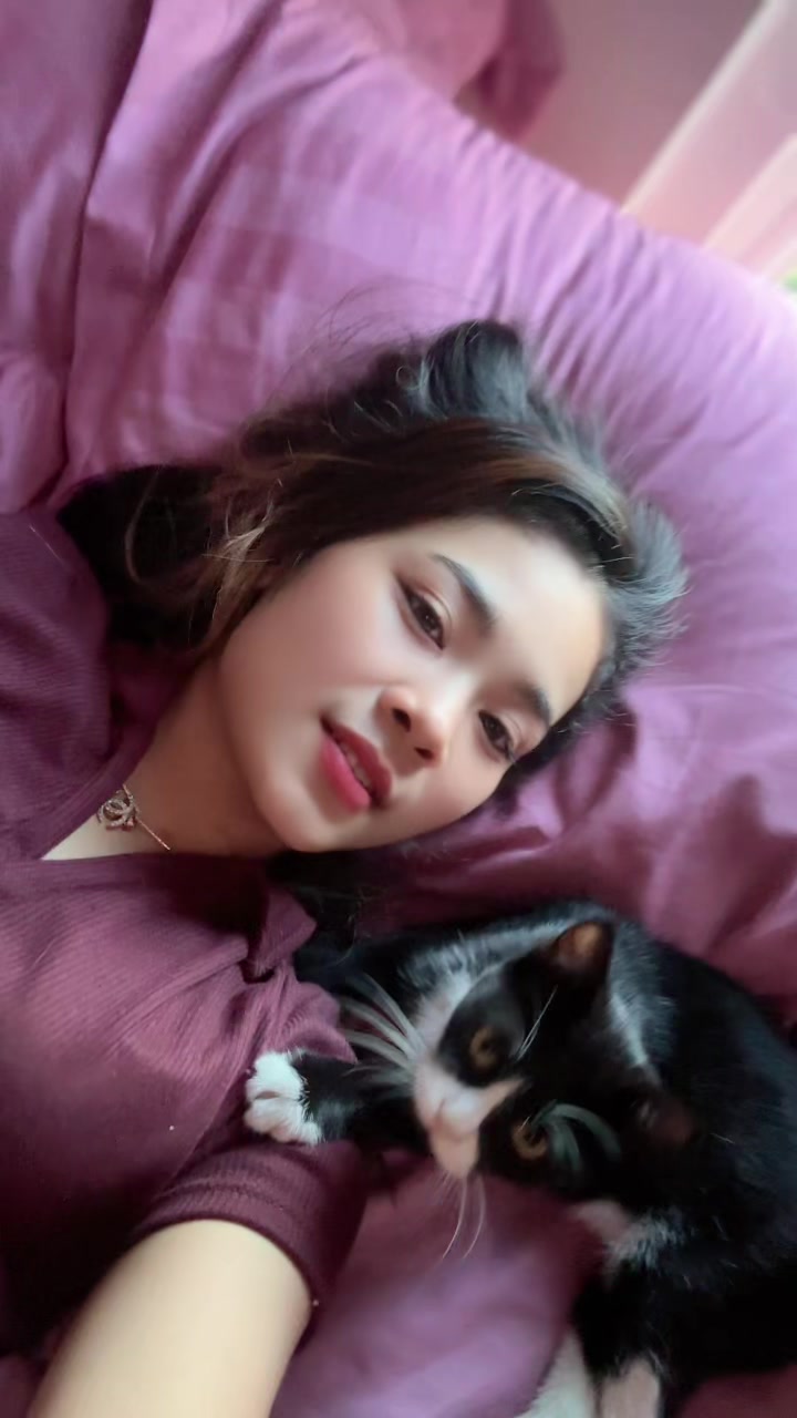 @AyuAnita