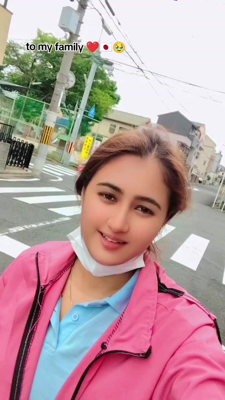 @JANU❤️💫