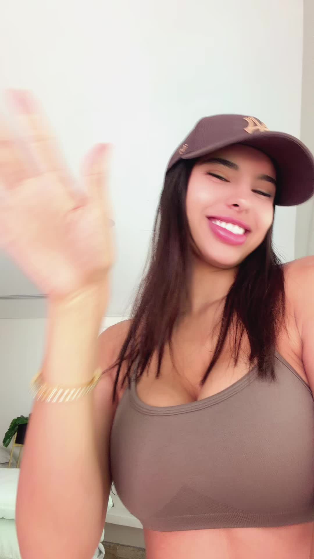 @Mayadekeukeleere
