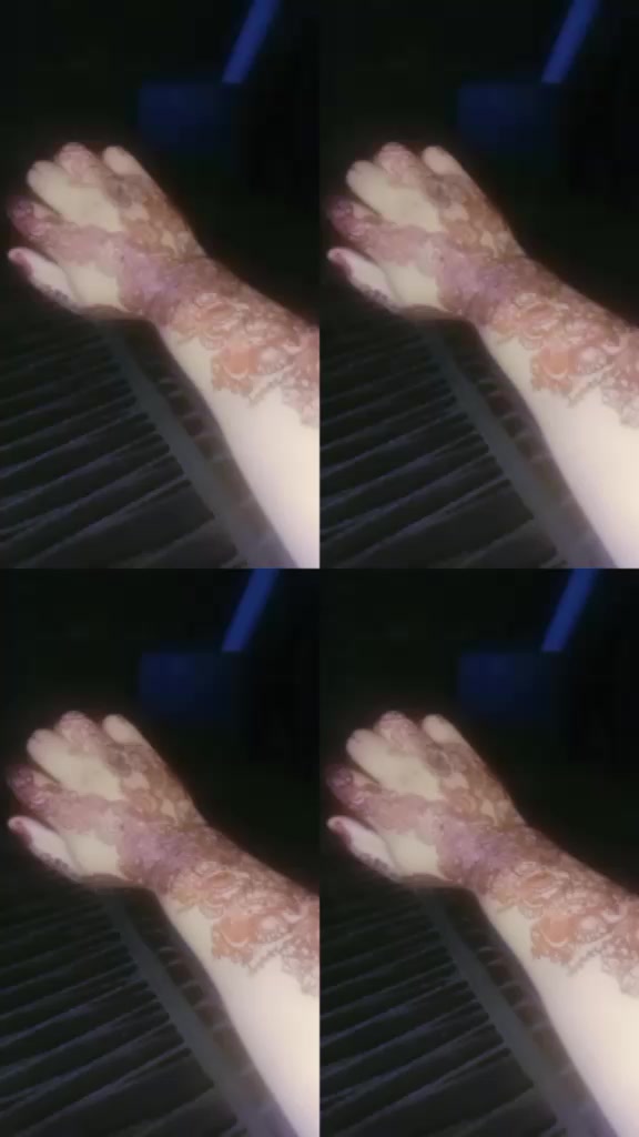 @🖤&hearts;️queen hand🥰❤️
