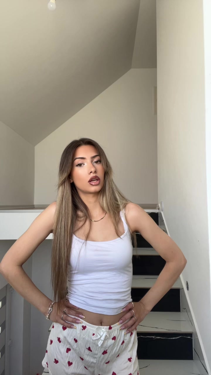 @Nesa💕