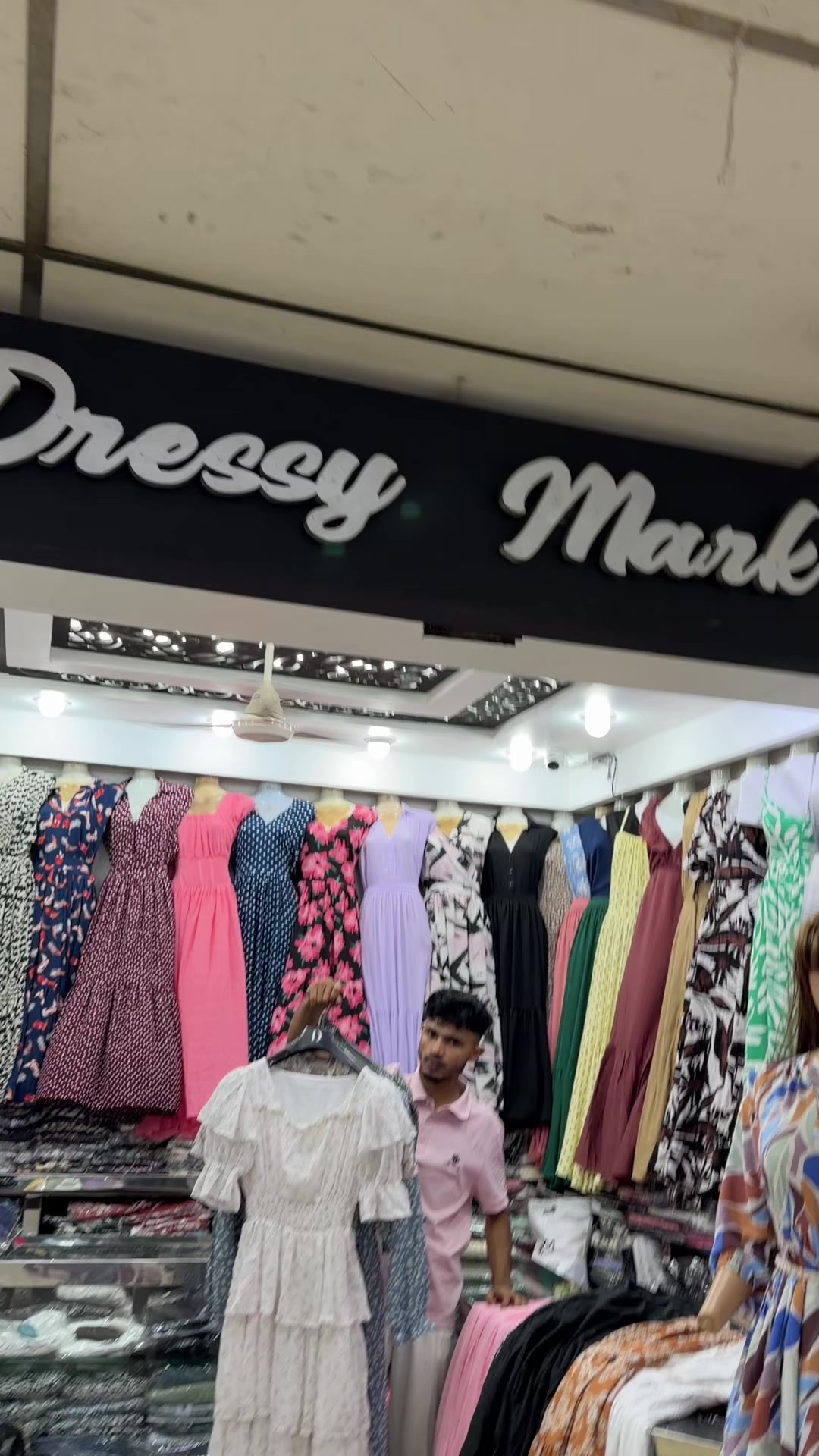 @dressy_mark_249