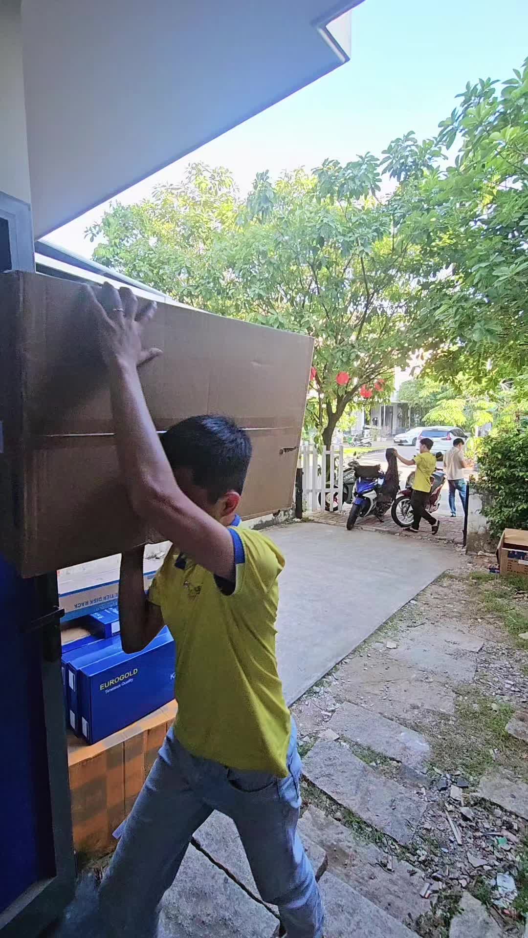 @THẰNG THỢ ĐỤNG