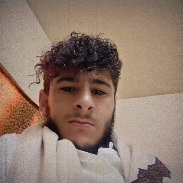 @احمد علي الاقرع