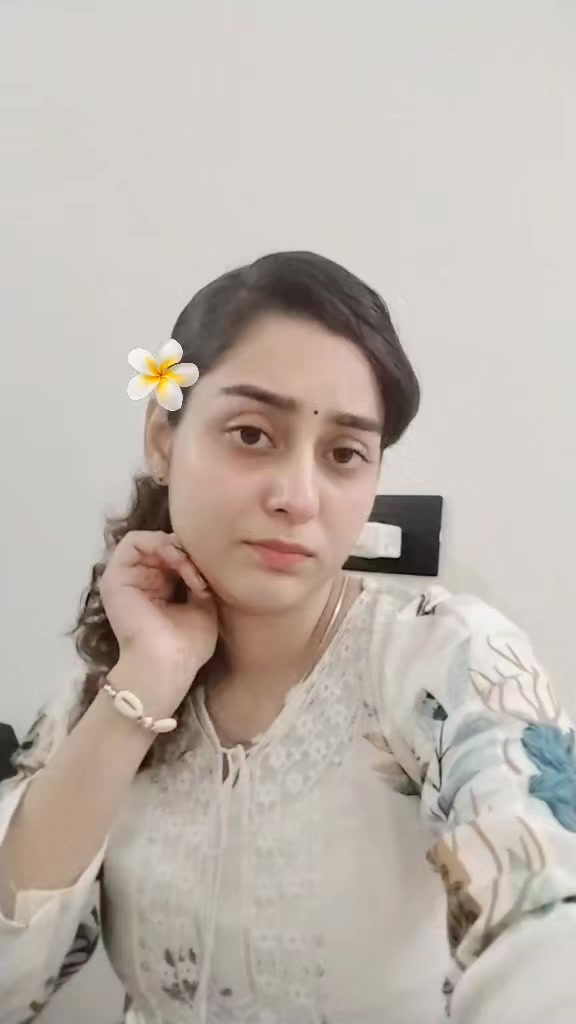 @Kalie (कली)