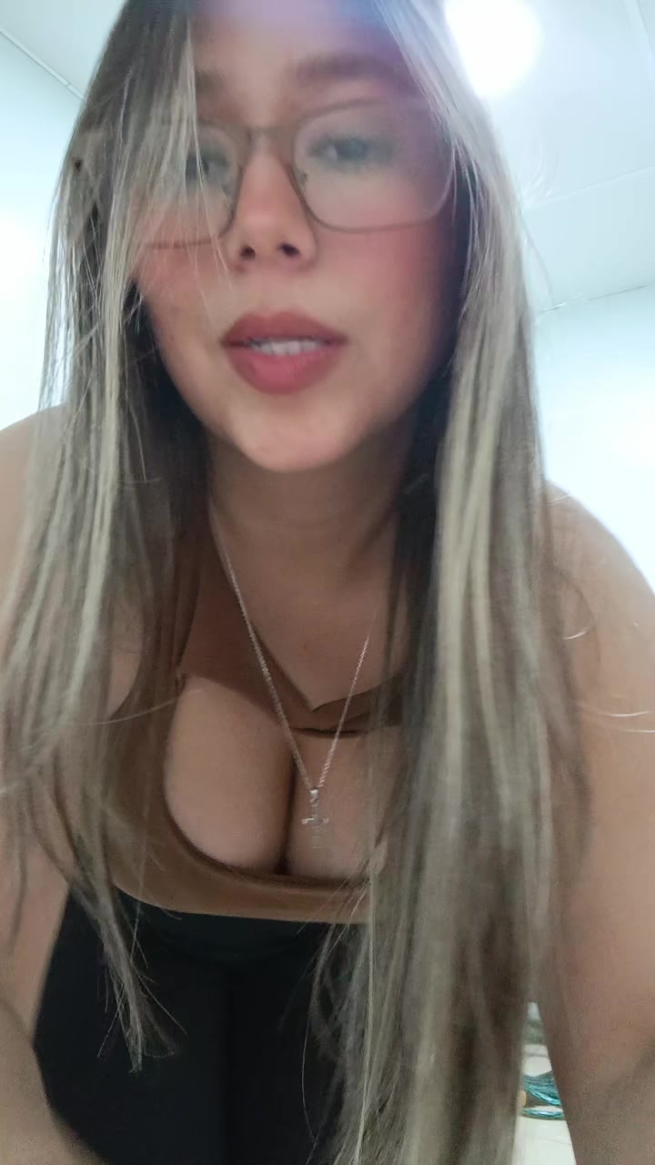 @Valeria🧩