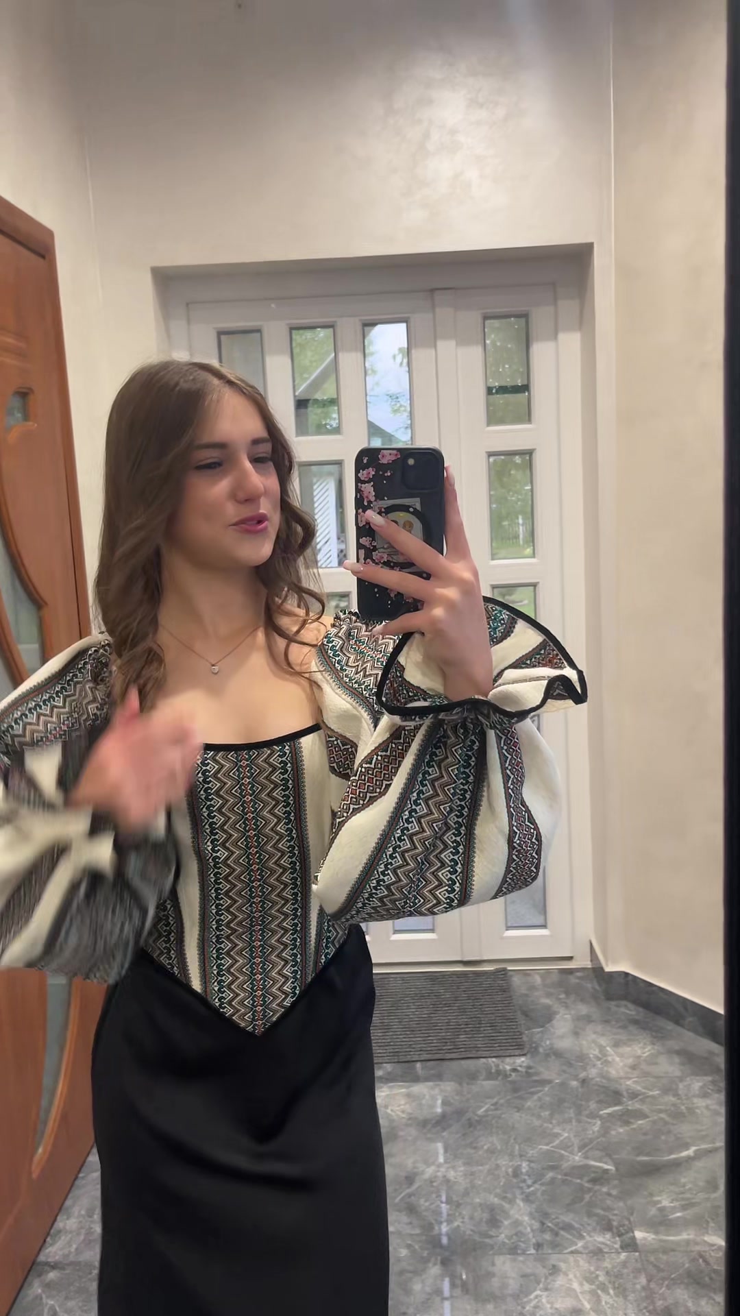 @nadia.