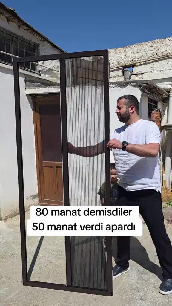 @Qapı satan oğlan
