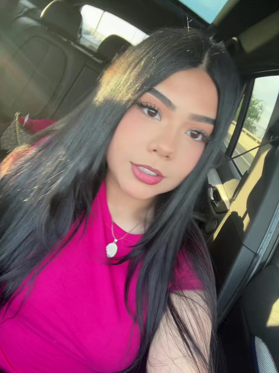 @⃟