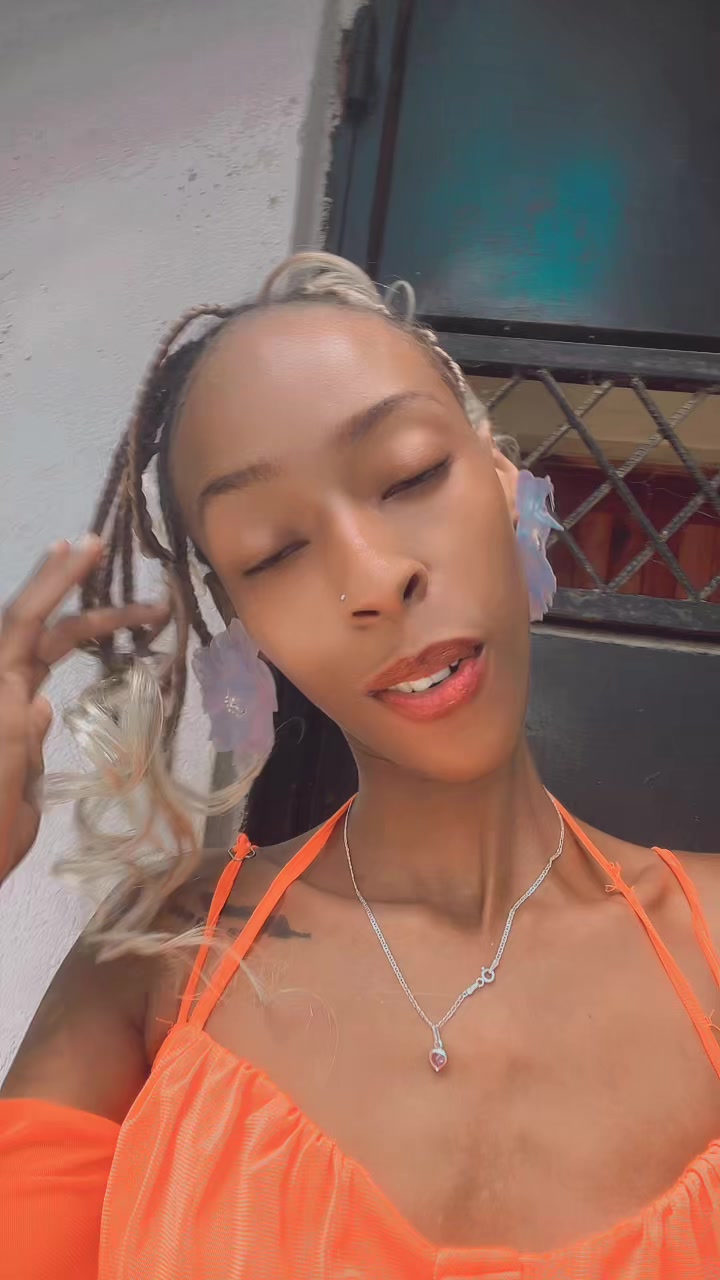 @nashyscarlet1