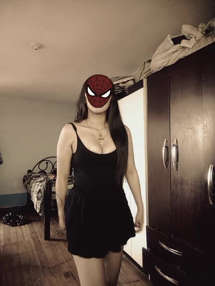 @i'am Nicole🤍🕷️