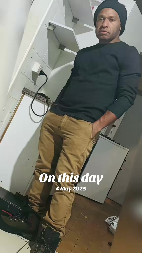 @Sixonekay.com