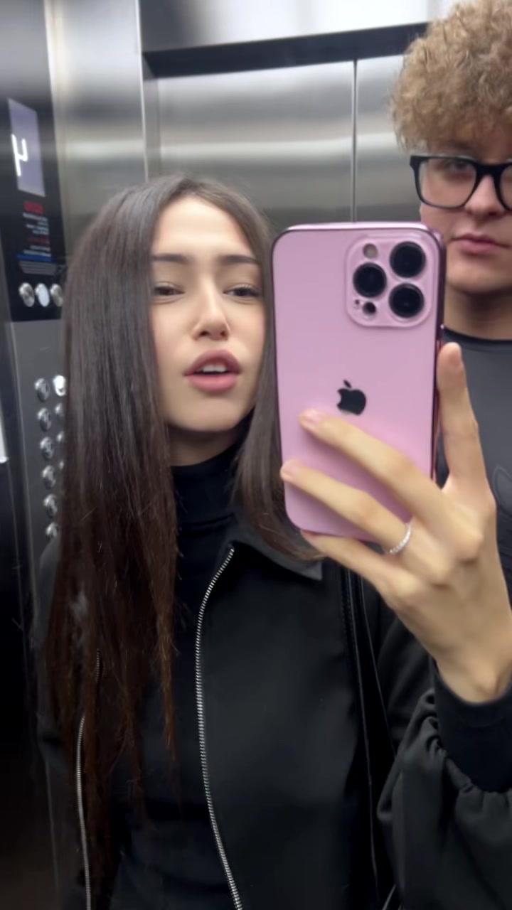 @KLEO
