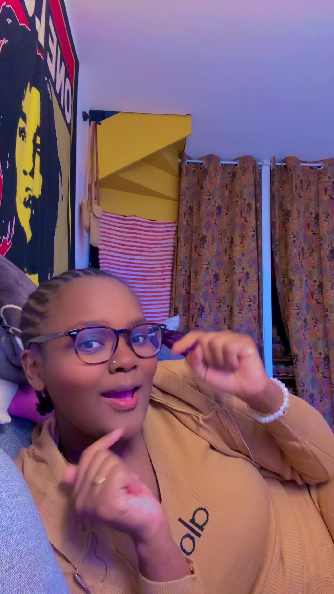 @sabrinahloren2🇲🇬🇲🇫
