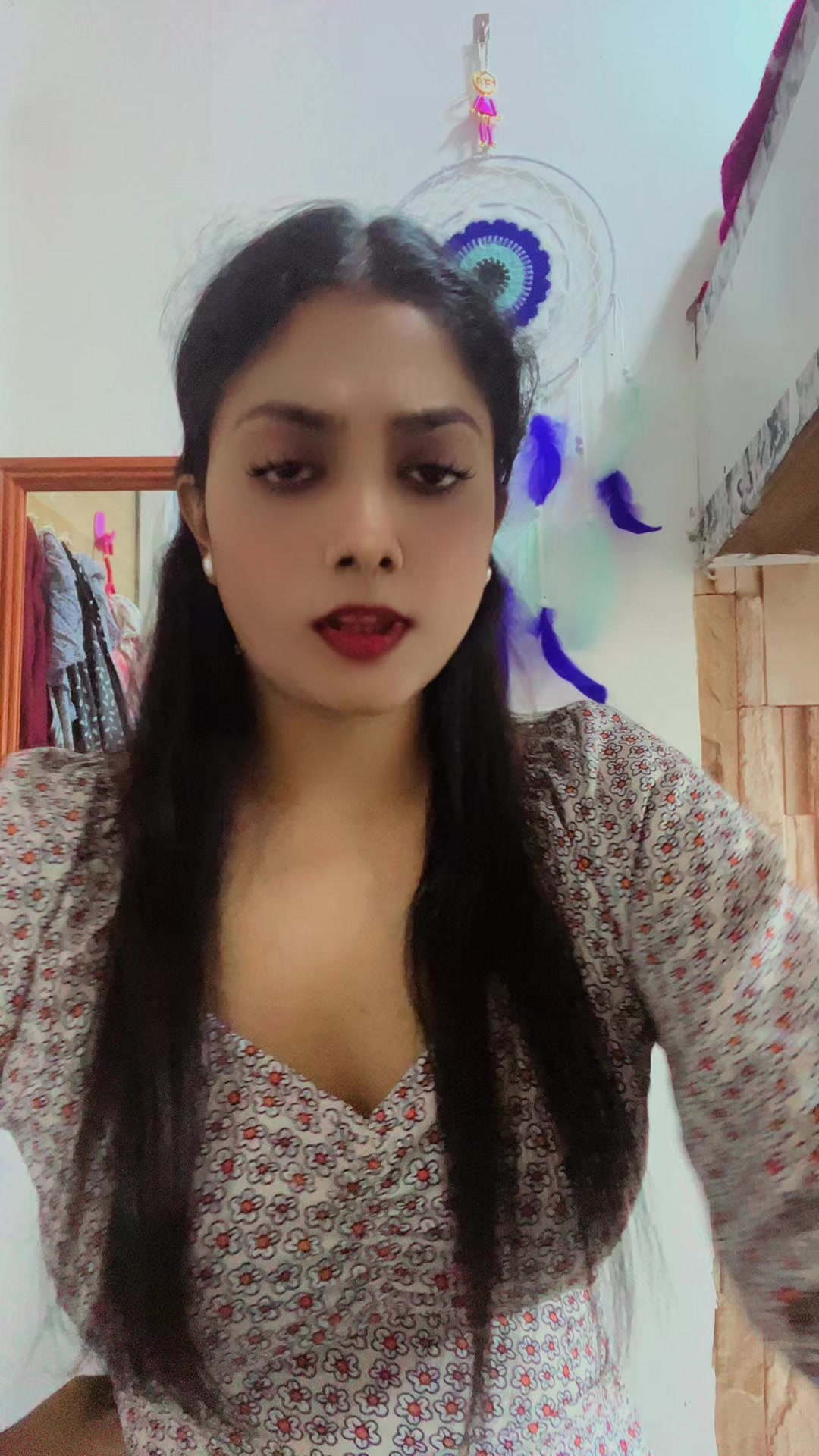 @Neesha Madurangi ❤️🇱🇰🇦🇪✨