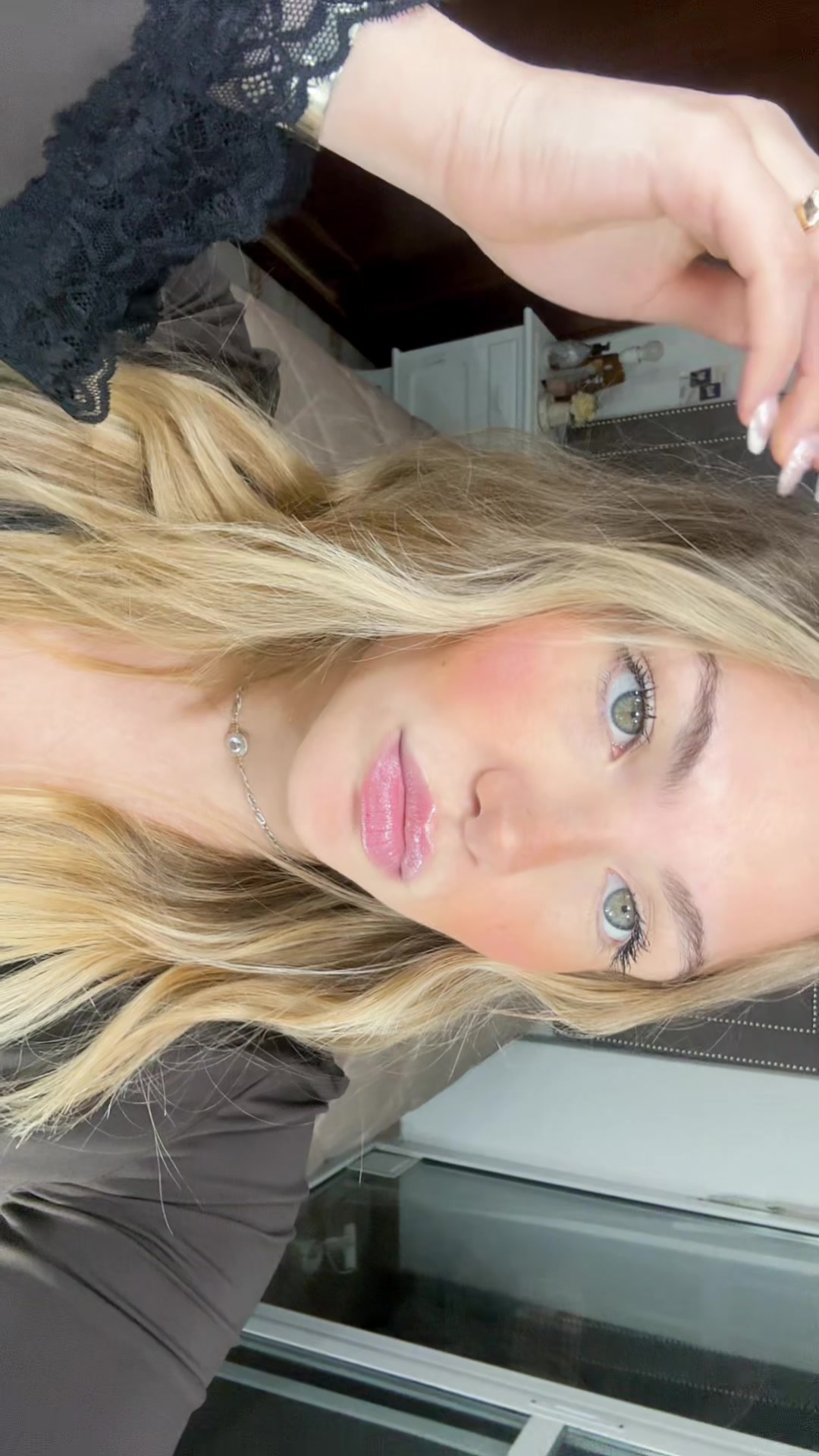@Agostinaron
