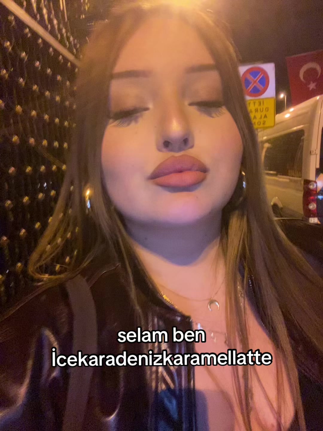 @𝒽𝒾𝓁𝒶𝓁𝒶𝓎🪭