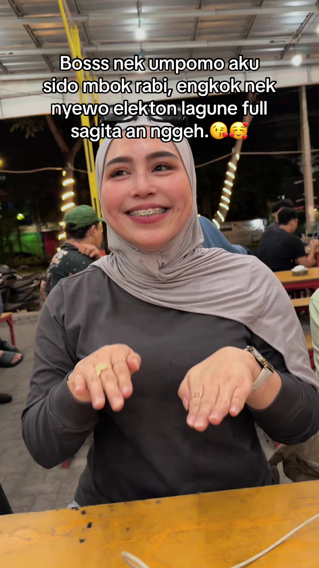 @MoO
