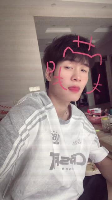 @Nghi&ecirc;m lốppp trưởng