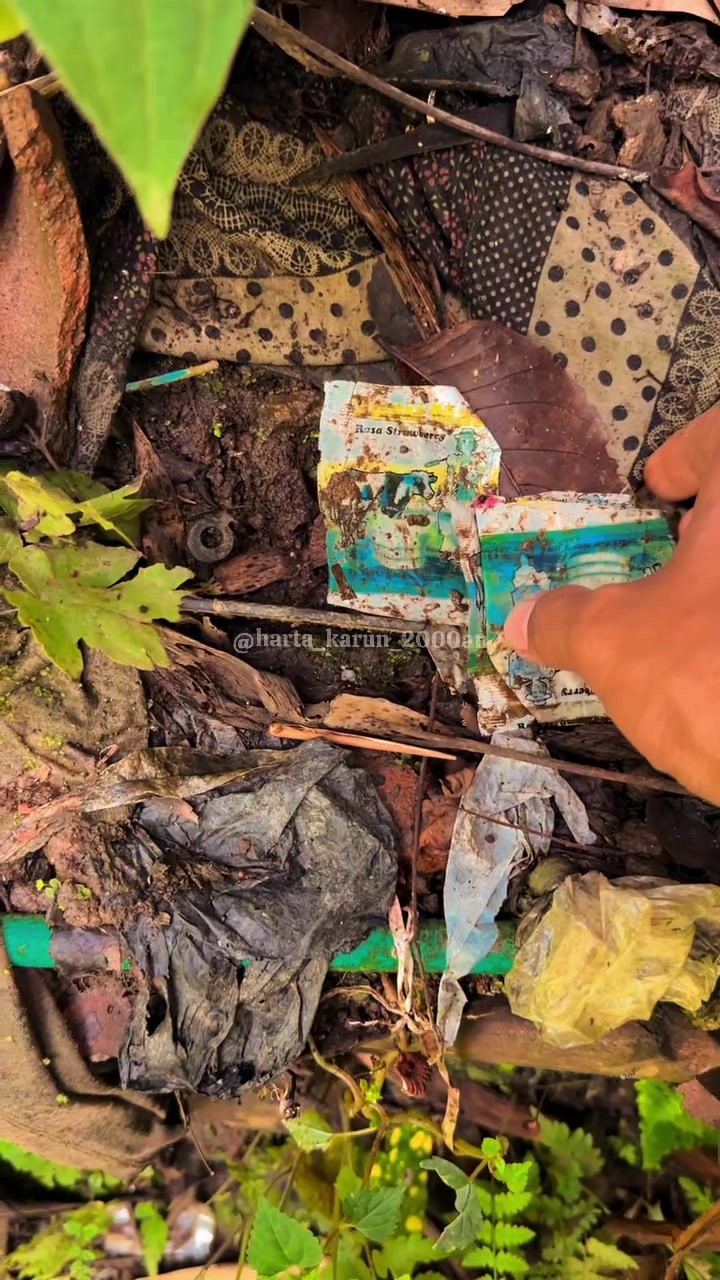 @berburu_sampah_jaman_dulu