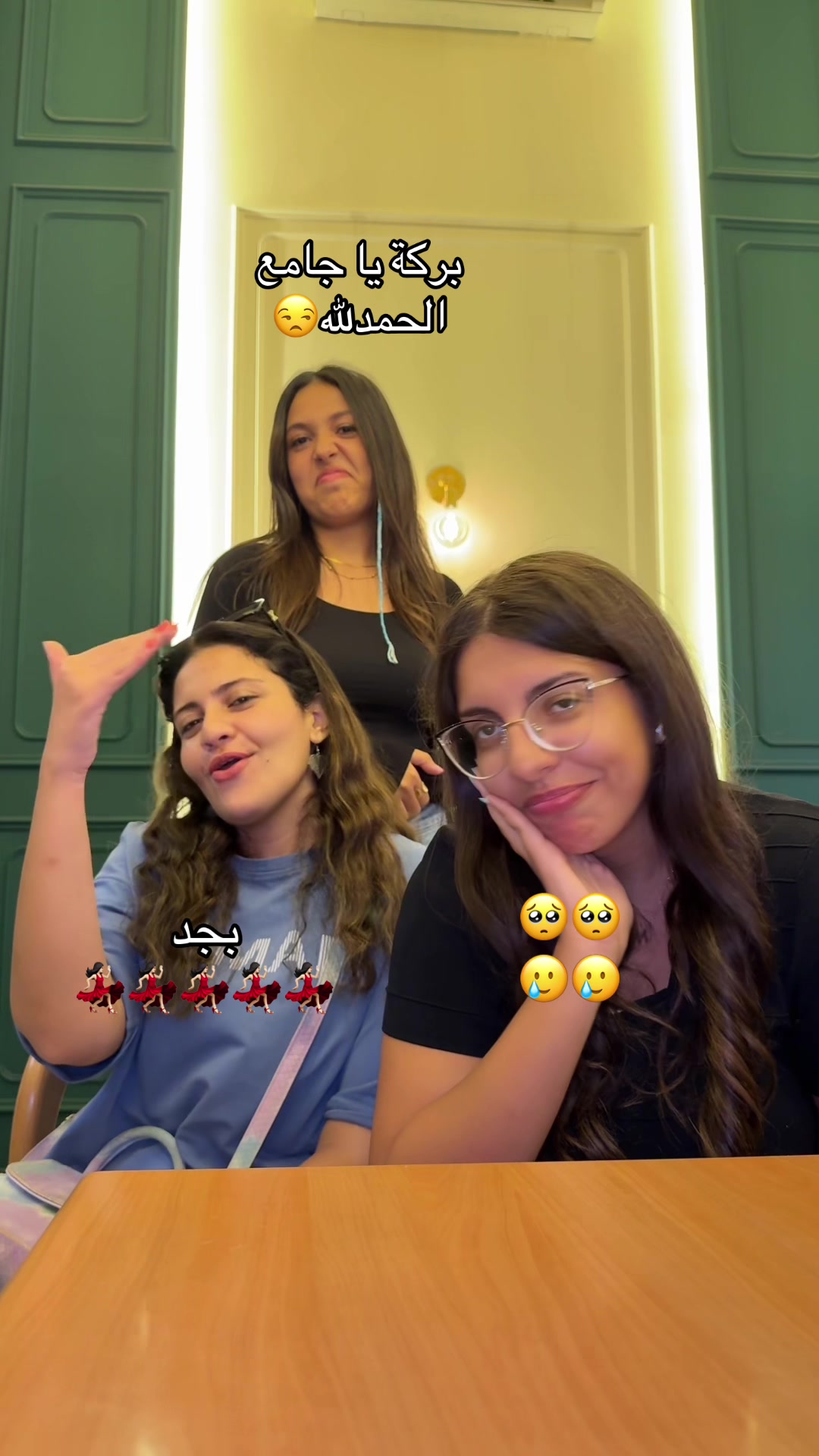 @MiraMira💋.