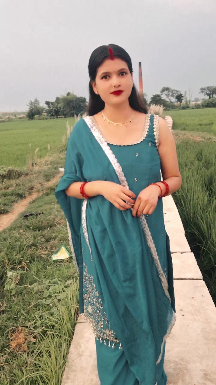 @Gitanjali Pandey 😘😘