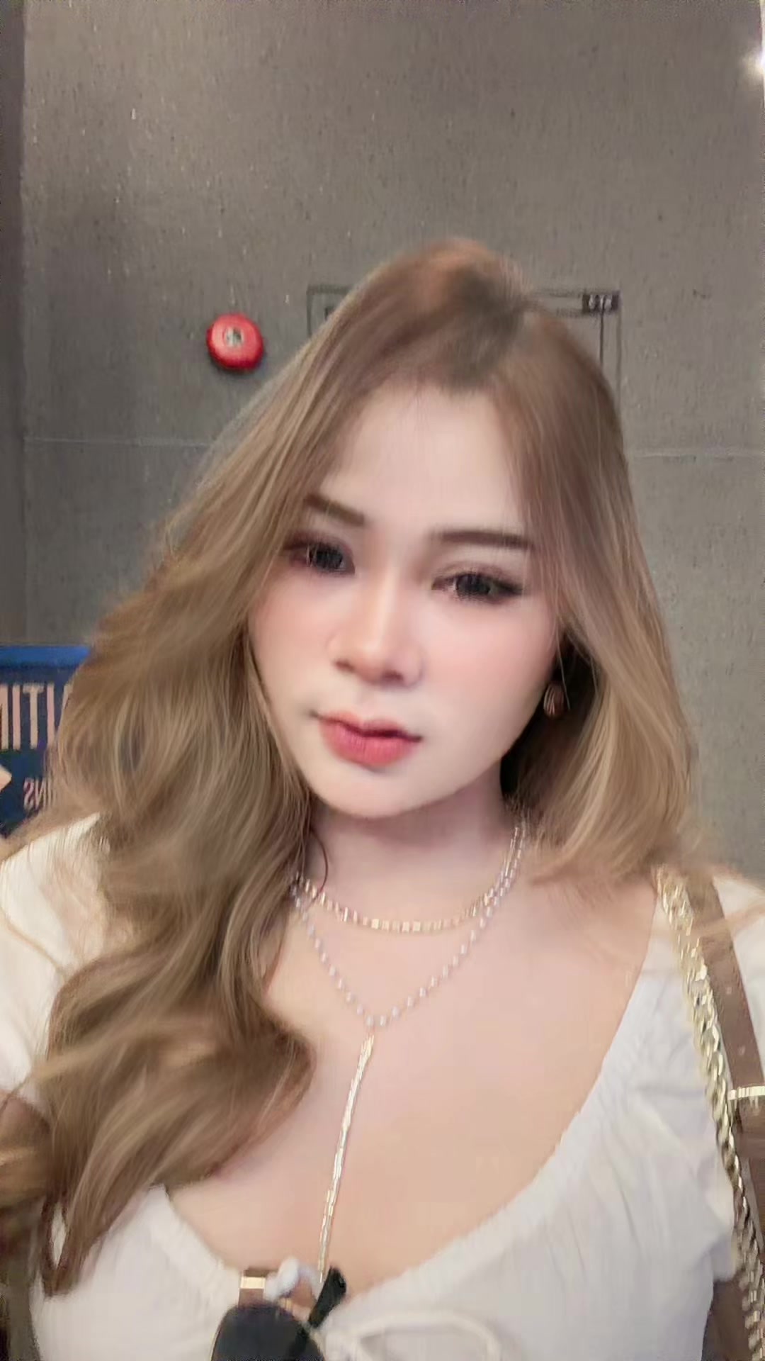 @-