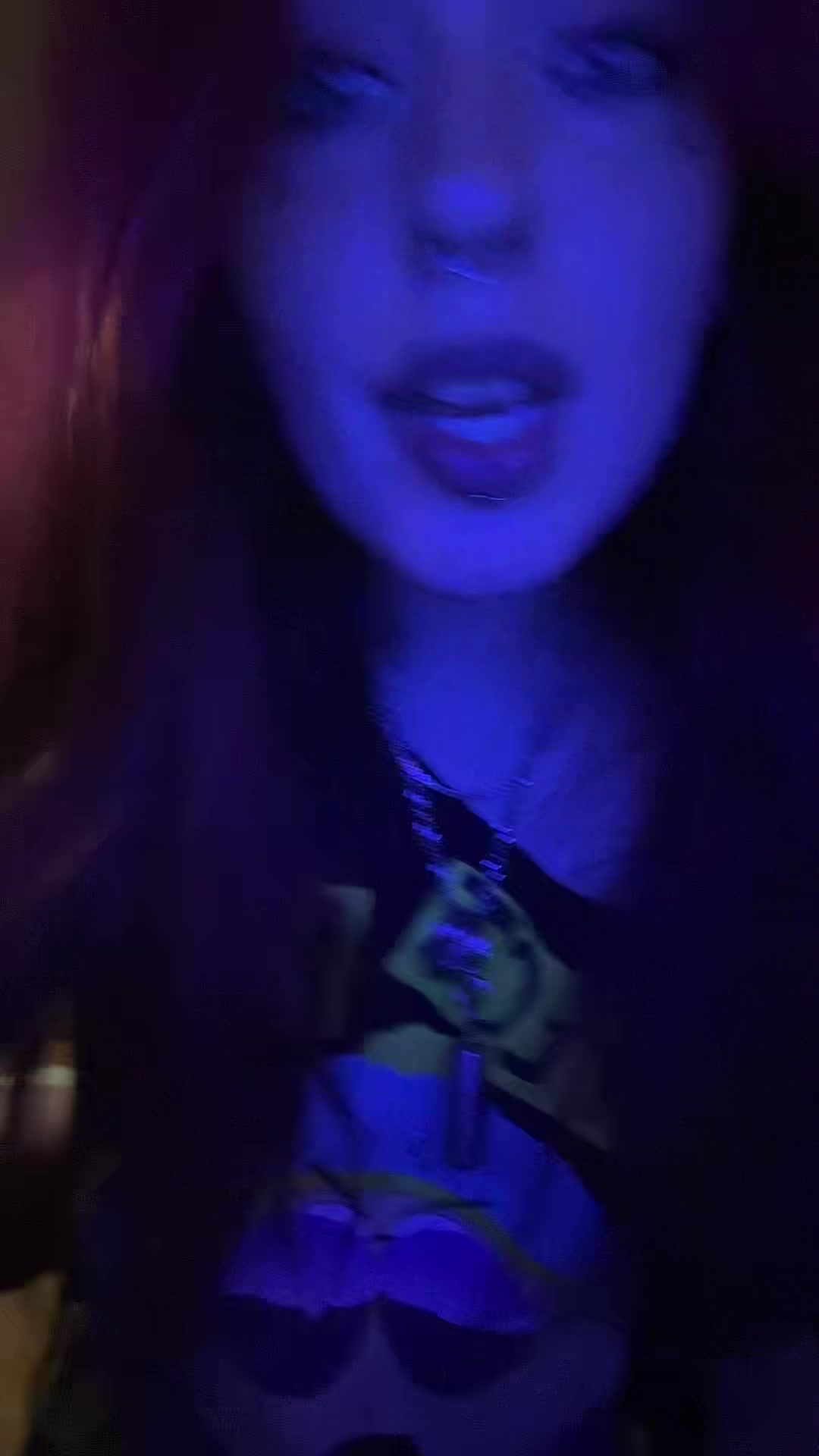 @️