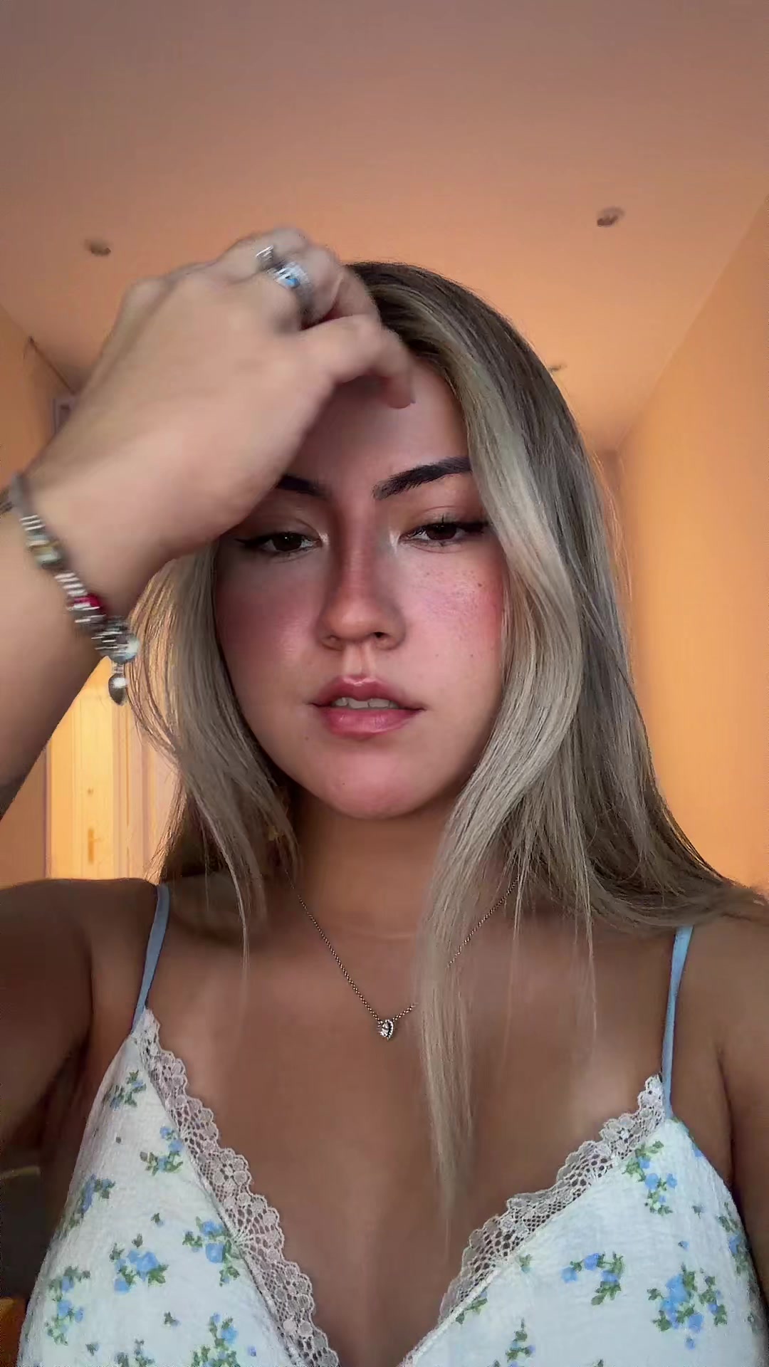 @Belly🌻
