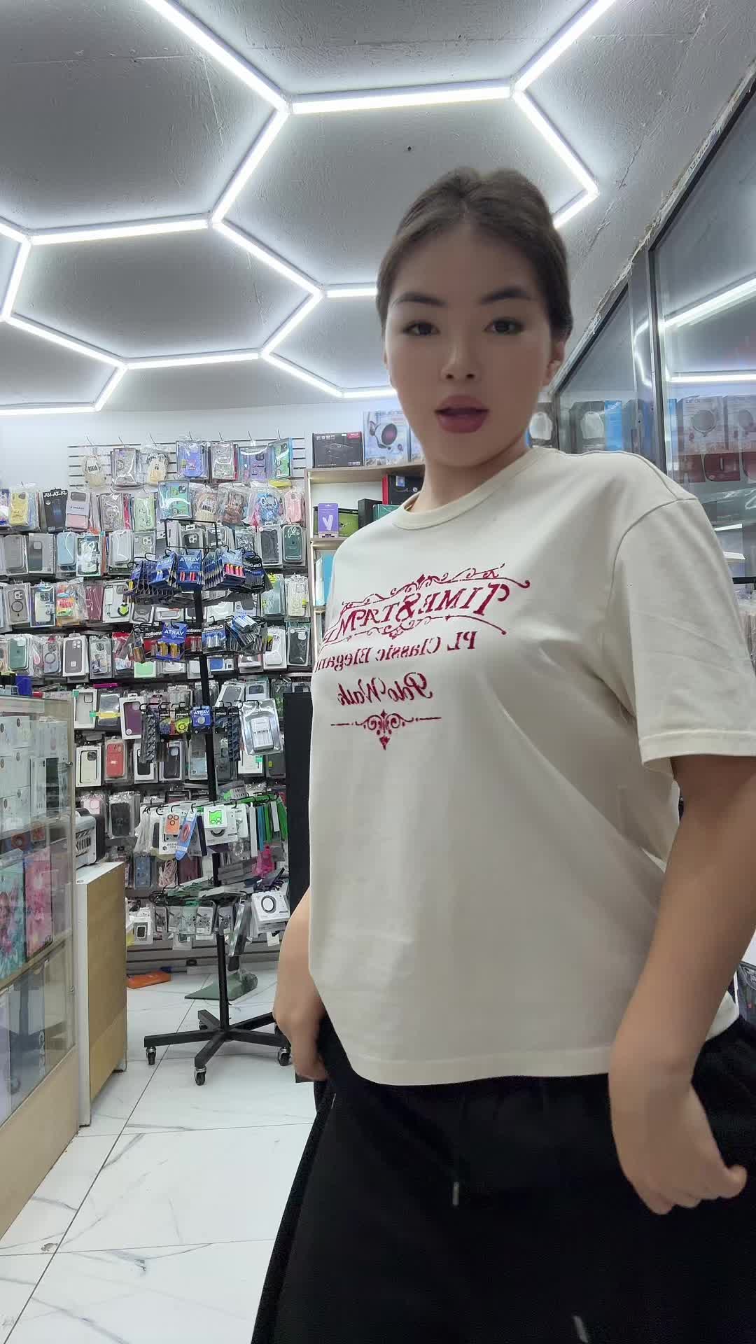 @iriskaa02