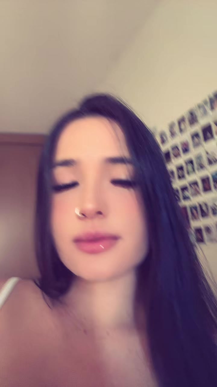 @Larissa Nunes 💜
