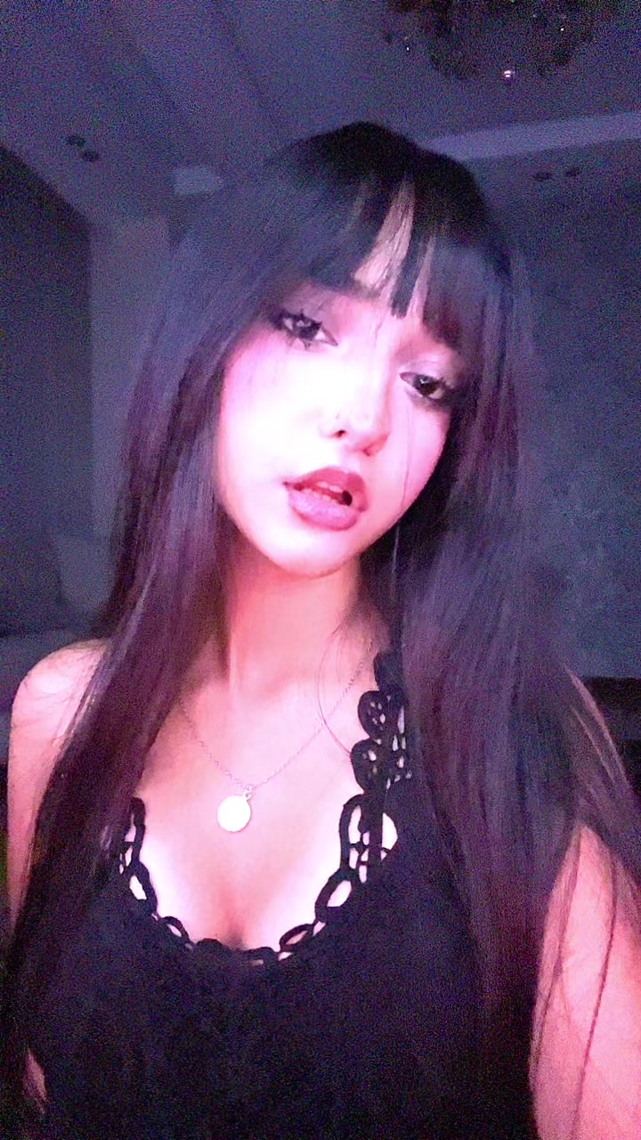 @🐚