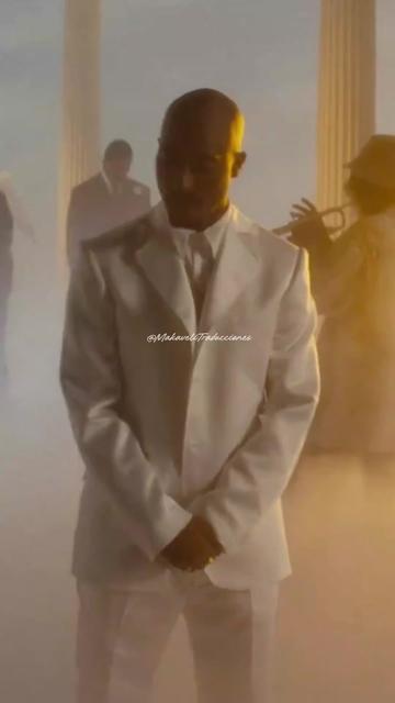 @𝟮𝗣𝗮𝗰👑𝗠𝗮𝗸𝗮𝘃𝗲𝗹𝗶