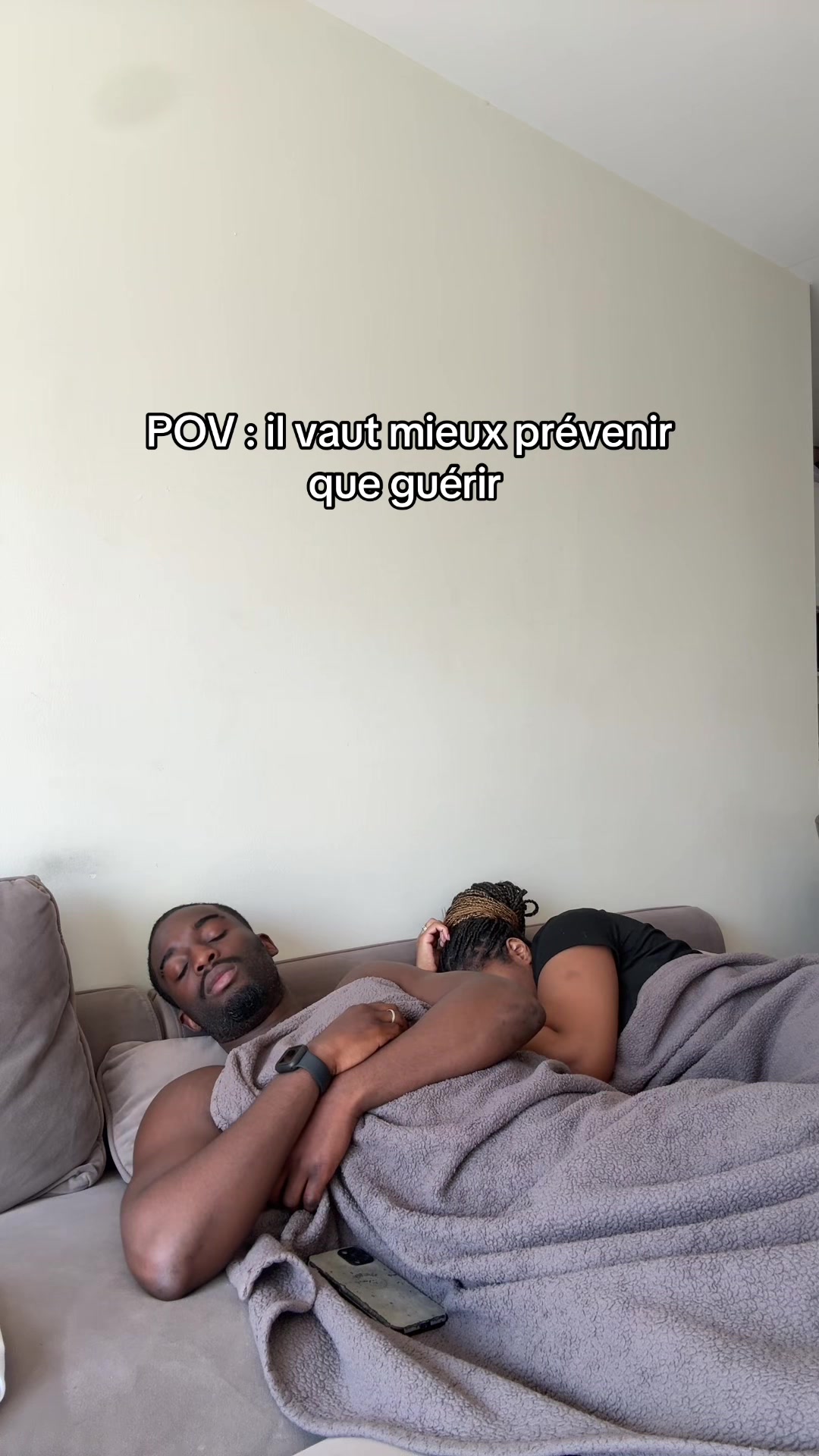 @🧑🏿&zwj;🦱👧🏾