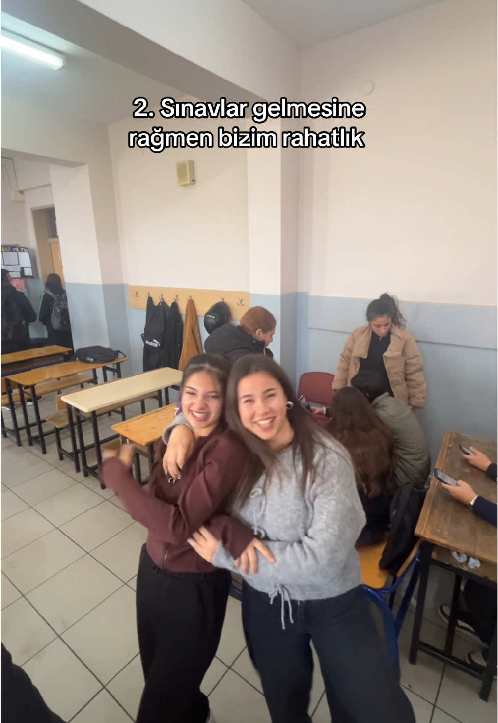 @12Cfedaileri