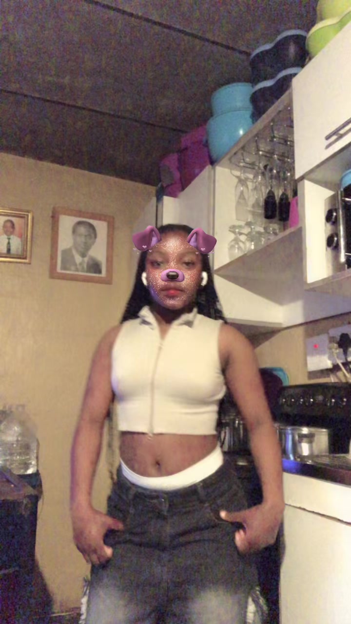 @NizoleNkabi